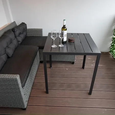 Rooftop Mini #1 -roof Deck-luggage Storage Apartment Thessaloniki